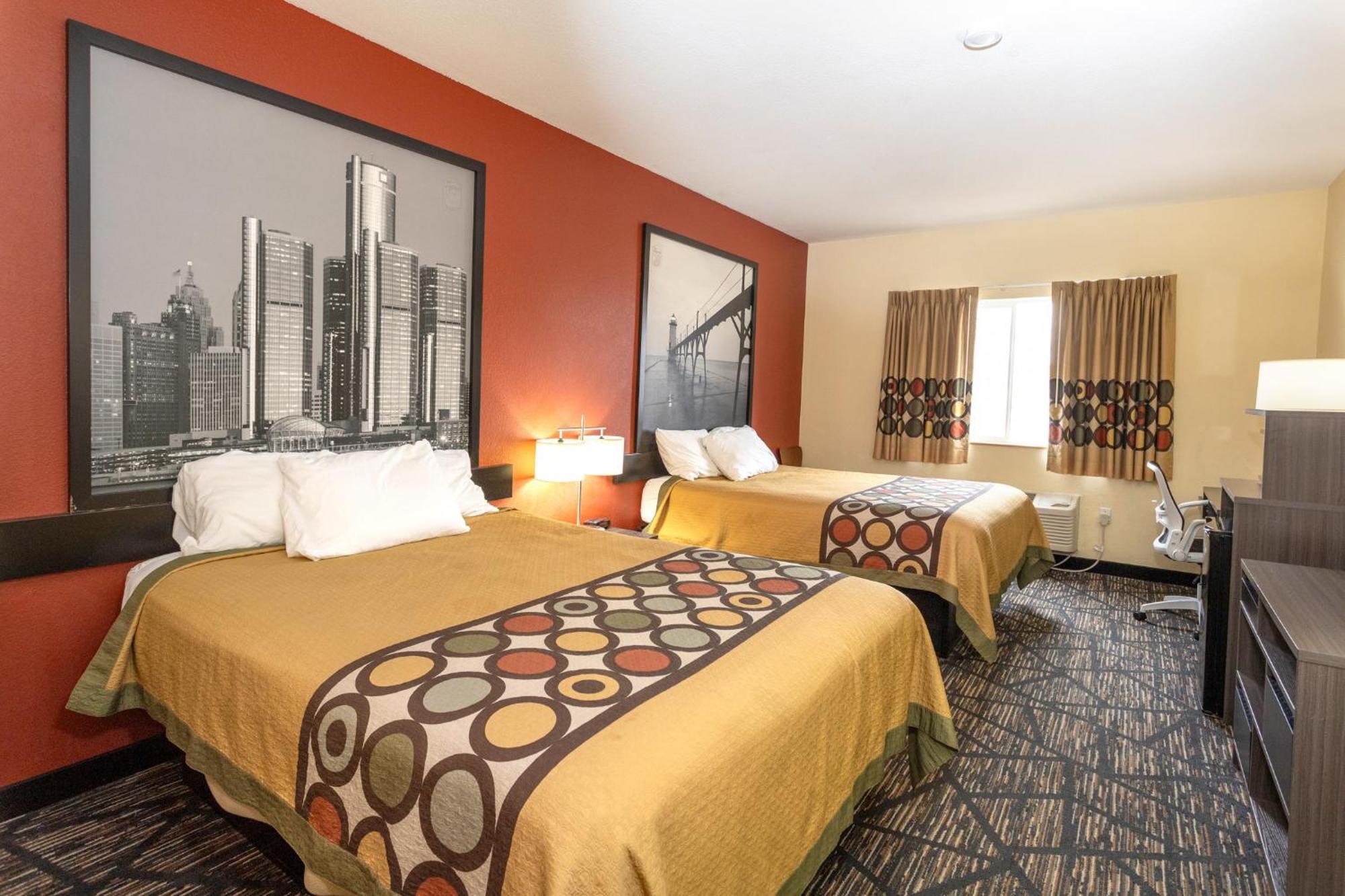Super 8 By Wyndham Big Rapids Exterior foto