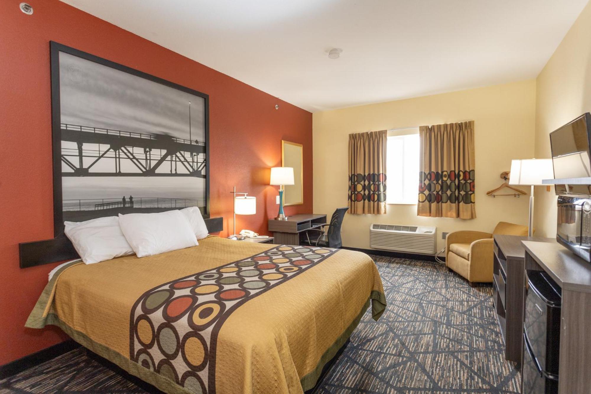 Super 8 By Wyndham Big Rapids Exterior foto