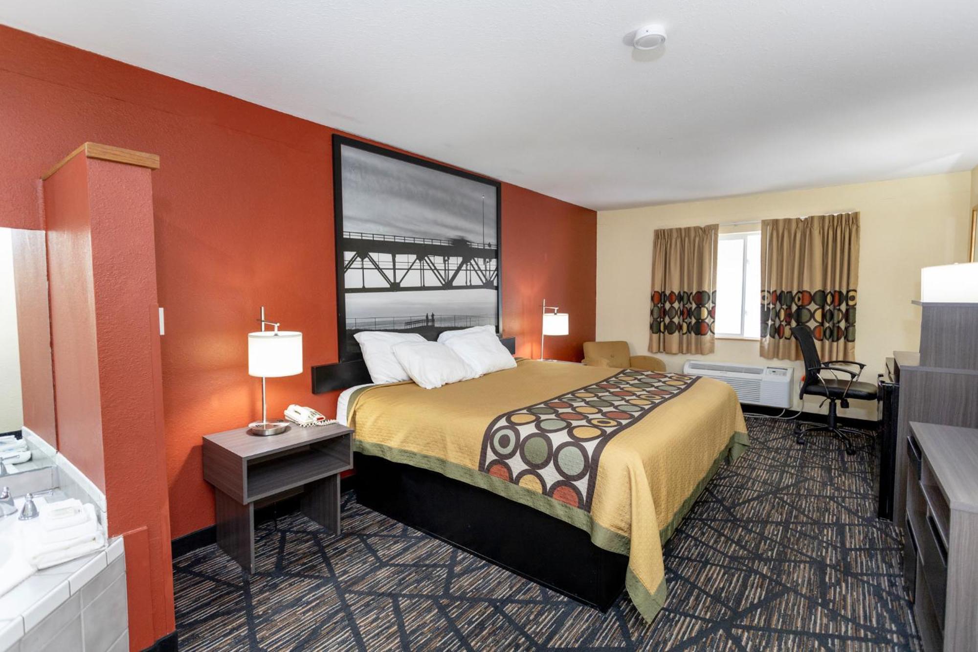 Super 8 By Wyndham Big Rapids Exterior foto